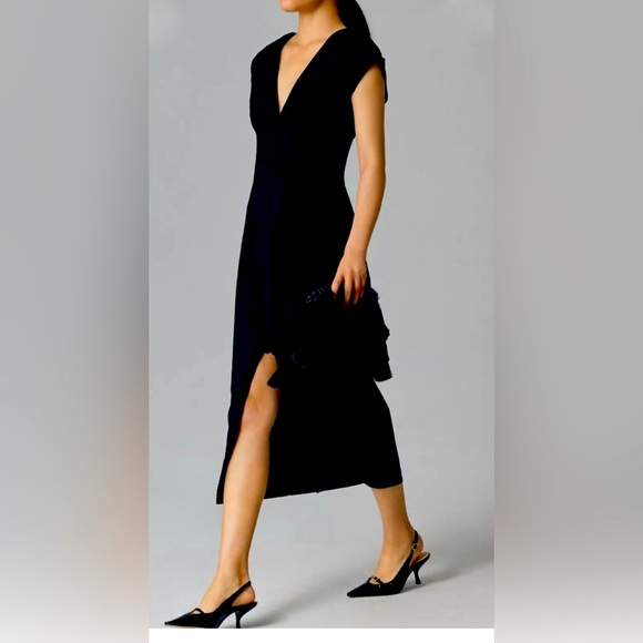 Anthropologie Dresses & Skirts - Beautifully flattering and sexy summer dress from anthropologie